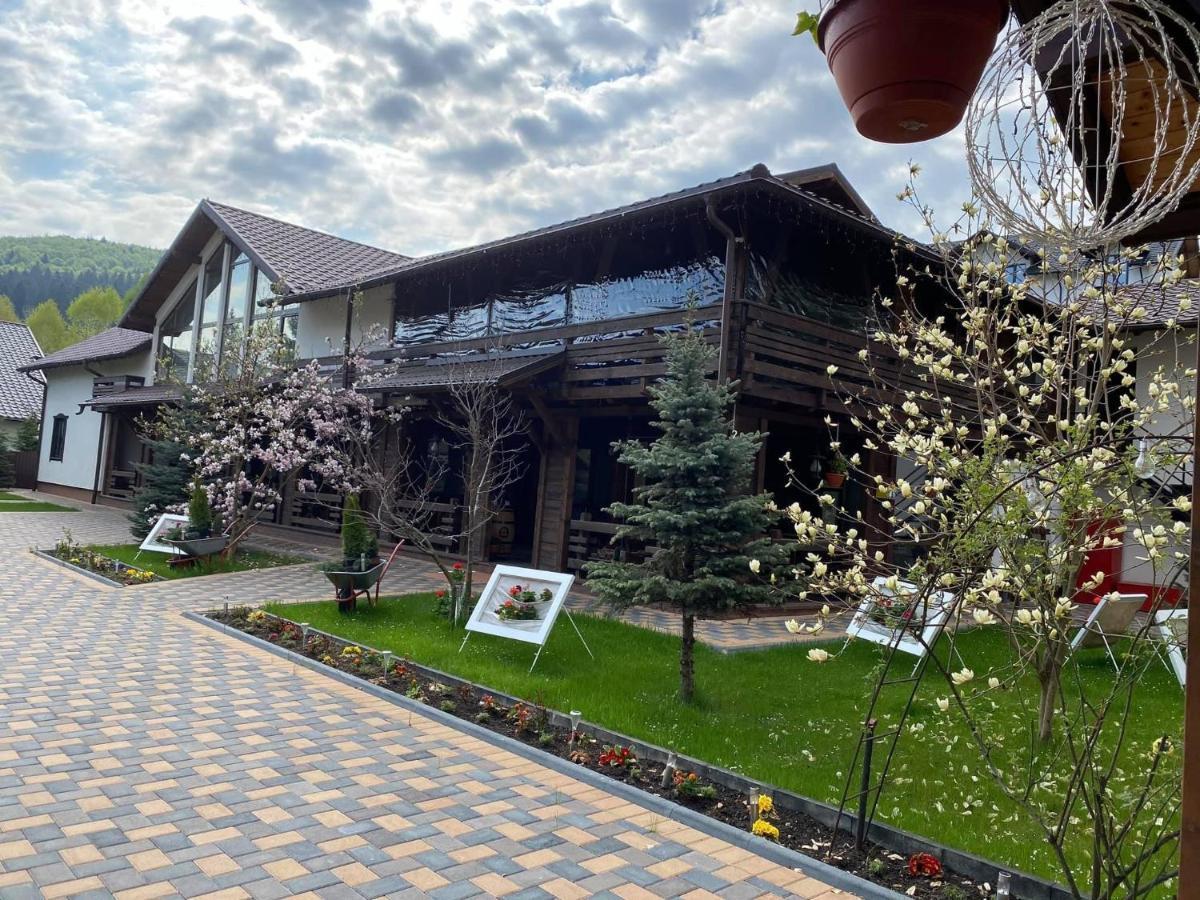 Hotel Roua Voronetului Gura Humorului Exterior foto