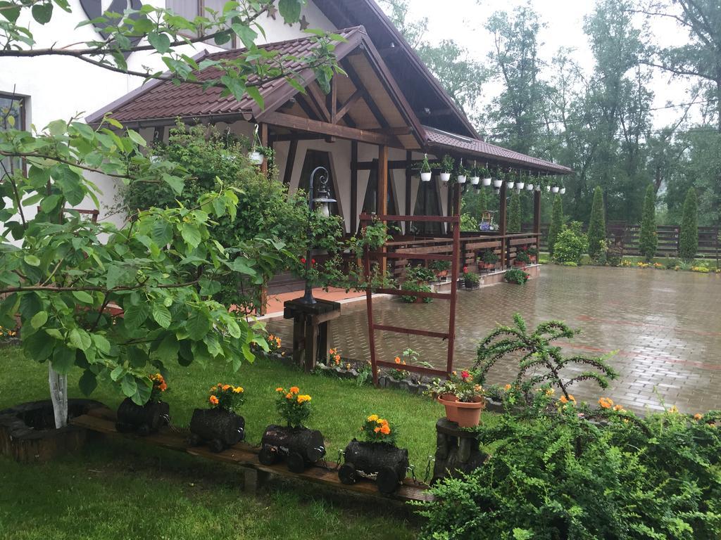 Hotel Roua Voronetului Gura Humorului Exterior foto